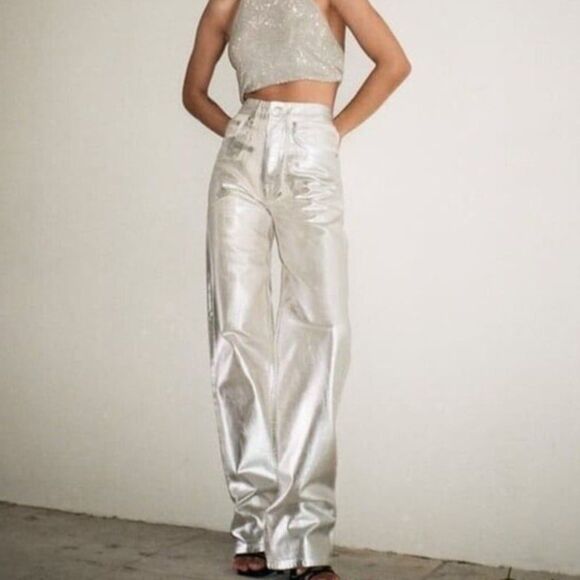 Zara Denim - Zara mid rise boyfriend  jeans metallic silver jeans size 4 NWOT